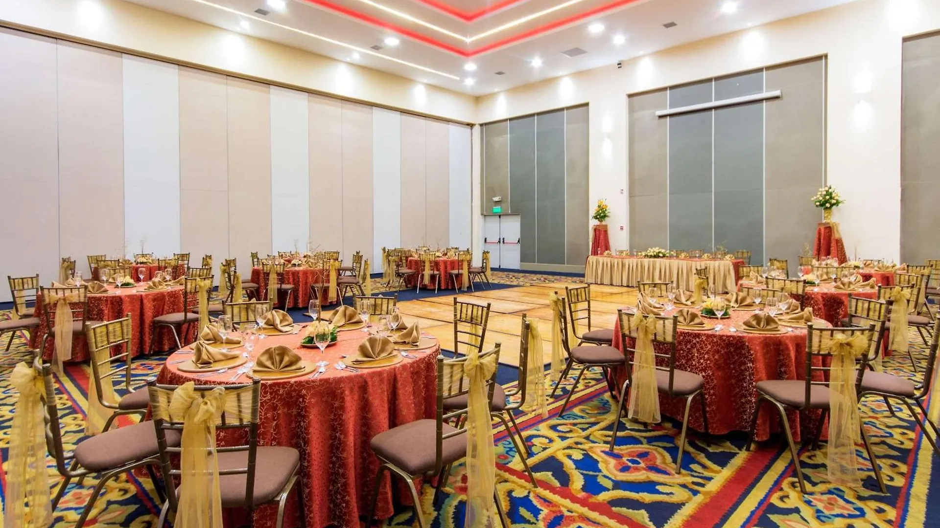 Hotel La Quinta By Wyndham Quito