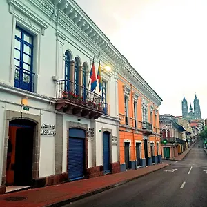 Casa Plazas *** Quito