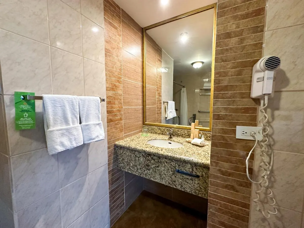 La Quinta By Wyndham Quito Hotel 4*,