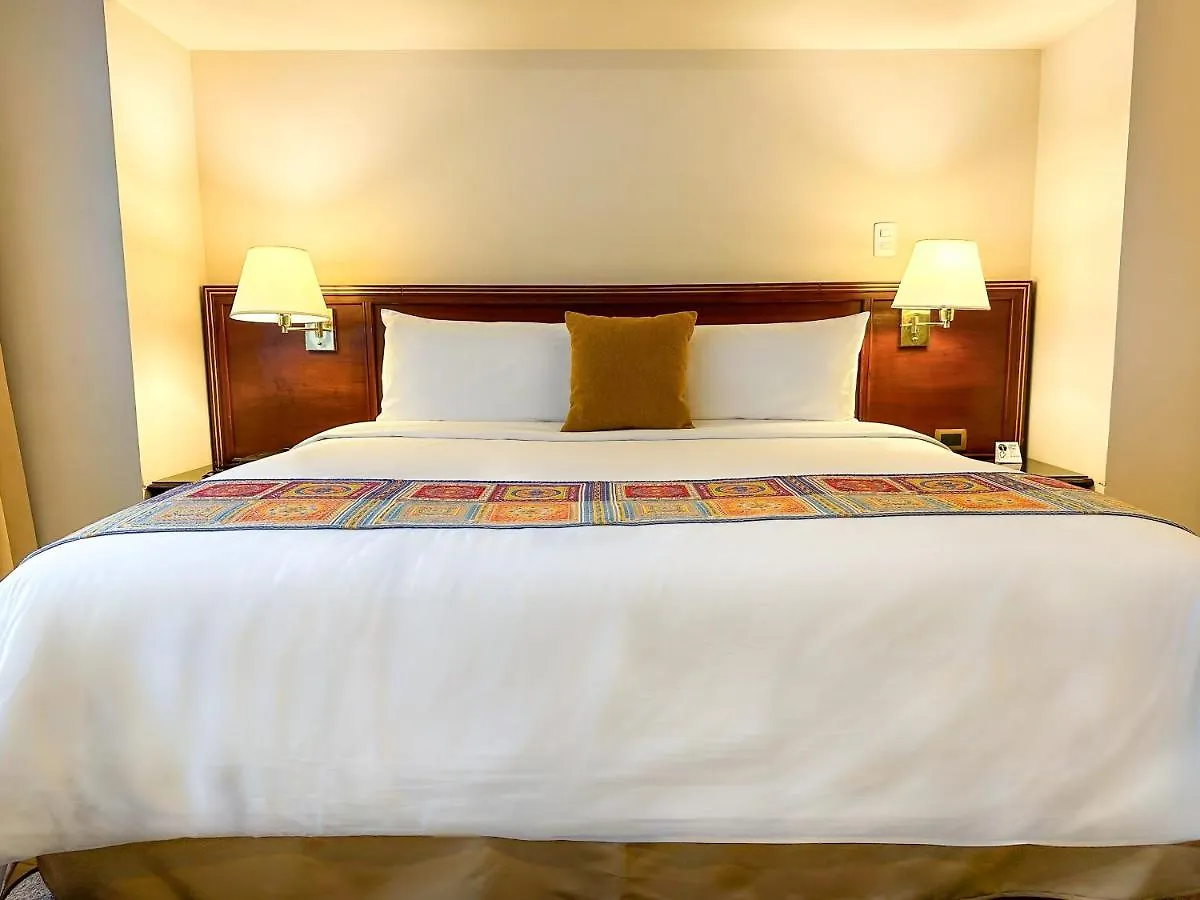 Hotel La Quinta By Wyndham Quito