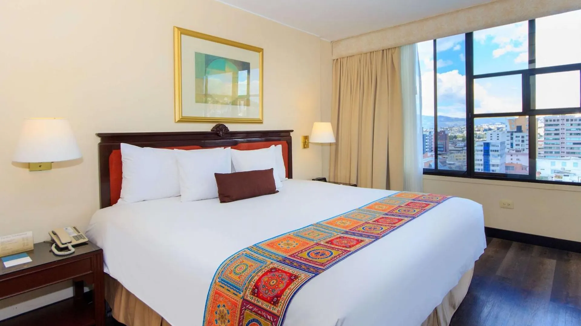 ****  Hotel La Quinta By Wyndham Quito Ecuador
