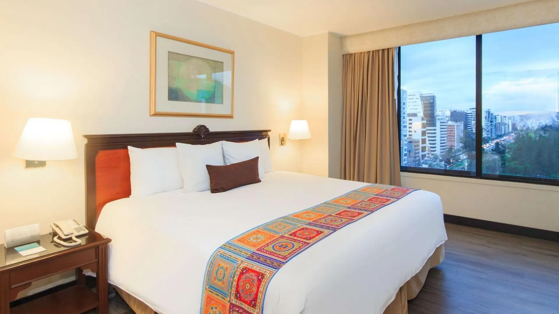 Hotel La Quinta By Wyndham Quito